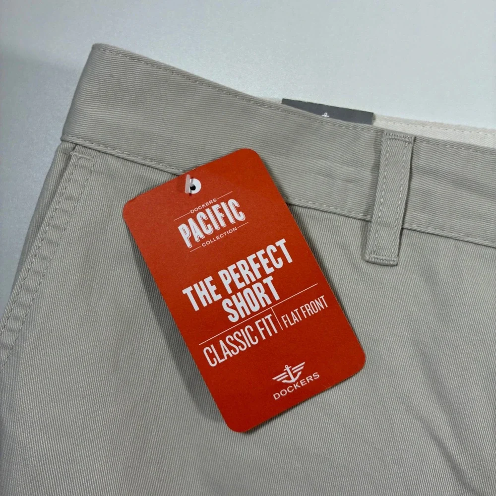 NEW Dockers Perfect Shorts 44 10